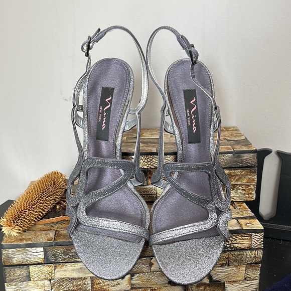 NINA Pewter Glitter Strappy Sling Back Dress Sandals - Size 7 - Picture 2 of 13